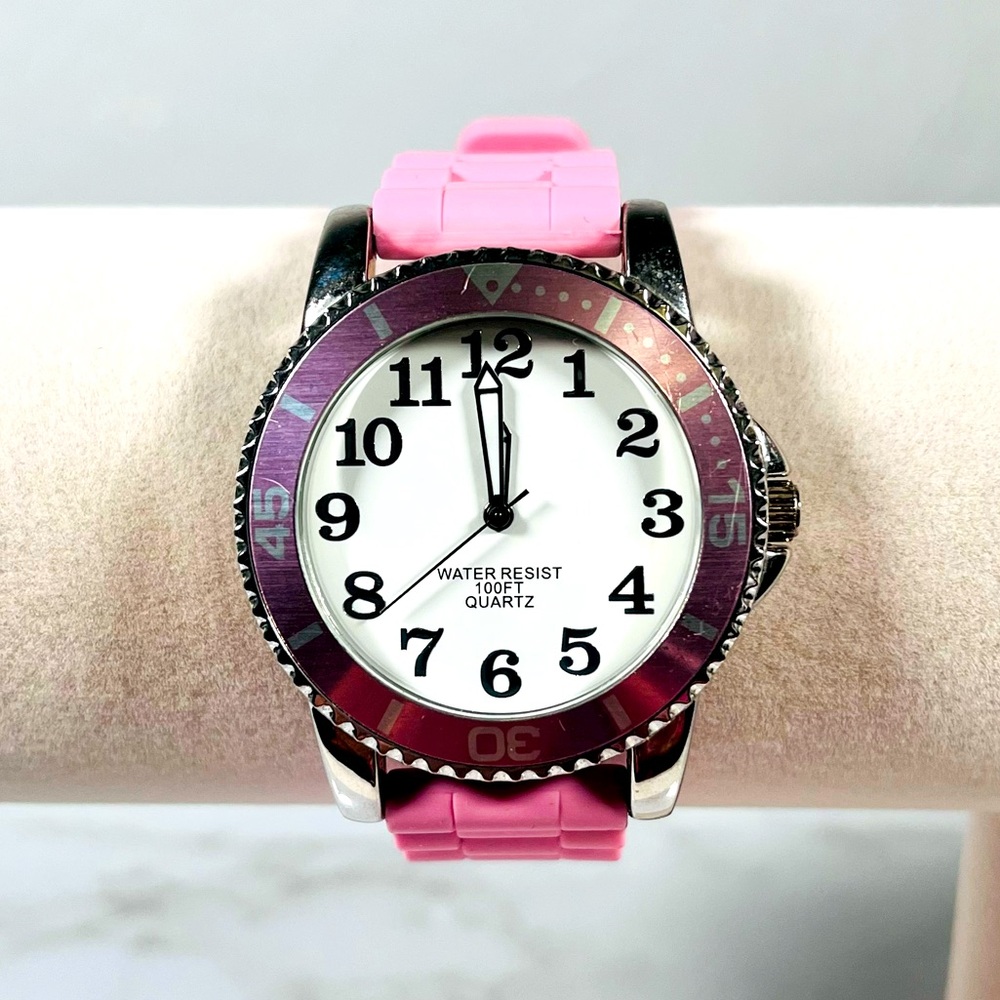 2 Watches - Picture 2 of 16